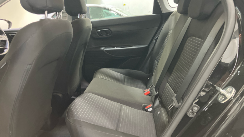 Hyundai i20 1.0T GDi 48V MHD SE Connect 5dr Petrol Hatchback